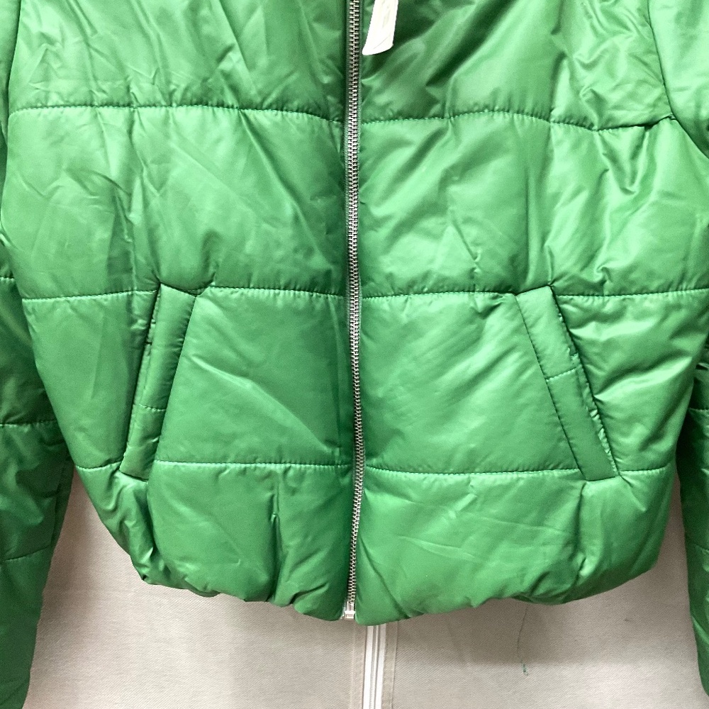 Green Cropped Puffer Jacket NWT – Oversized Ring Zip, High Neck, Y2K Streetwear - Picture 3 of 14